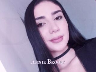 Annie_Brooks