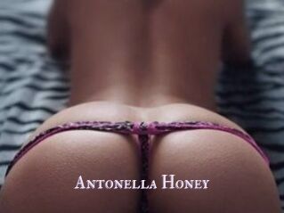 Antonella_Honey