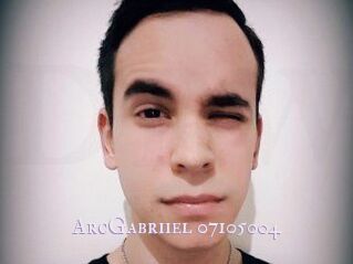 ArcGabriiel-07105004