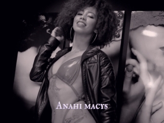 Anahi_macys