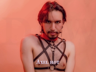 Axel_hot