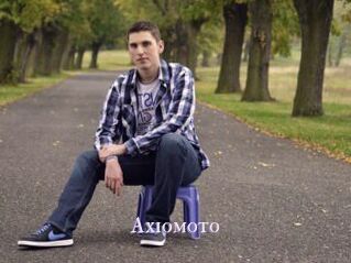 Axiomoto