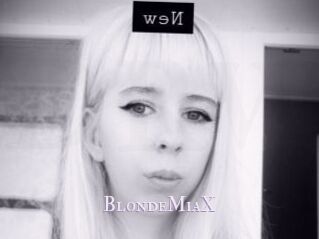 BlondeMiaX