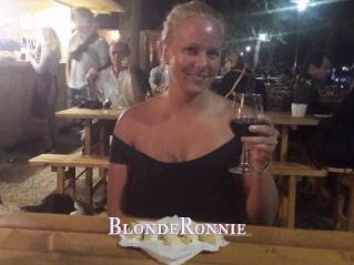 BlondeRonnie