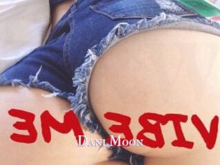 Dani_Moon