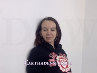Earthadensfordek