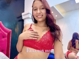 Elli_fox_hot