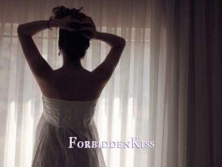 ForbiddenKiss_