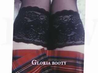 Gloria_booty