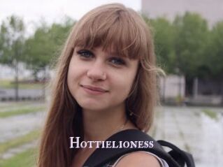 Hottielioness