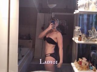 Lady01