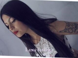 Luna_taylor1