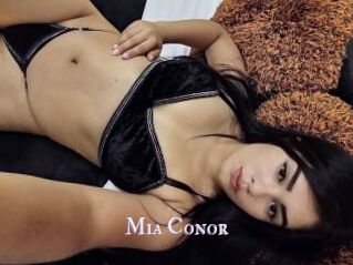 Mia_Conor