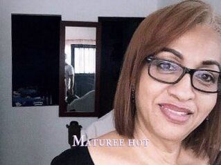 Maturee_hot