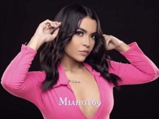Miahot69