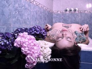 Nale_Stonne