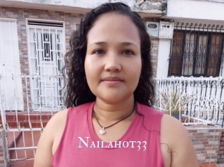 Nailahot33