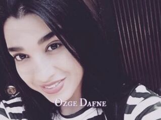 Ozge_Dafne