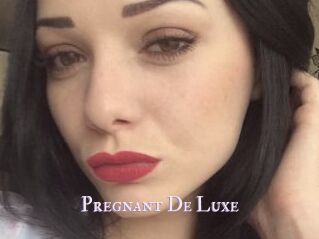Pregnant_De_Luxe