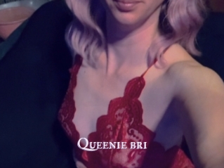 Queenie_bri