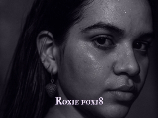 Roxie_fox18