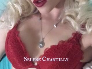 Selene_Chantilly