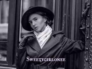 Sweetygirlonee