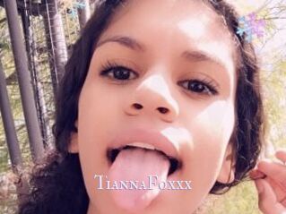 TiannaFoxxx