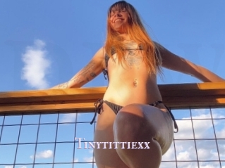Tinytittiexx