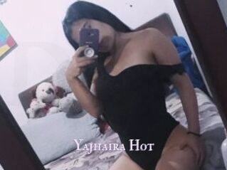 Yajhaira_Hot