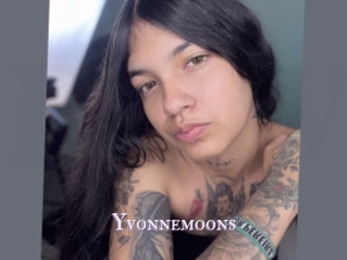 Yvonnemoons